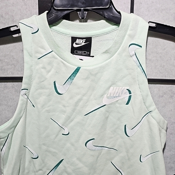 Nike Tank Top Size Large Girls NWT Youth - Picture 3 of 9
